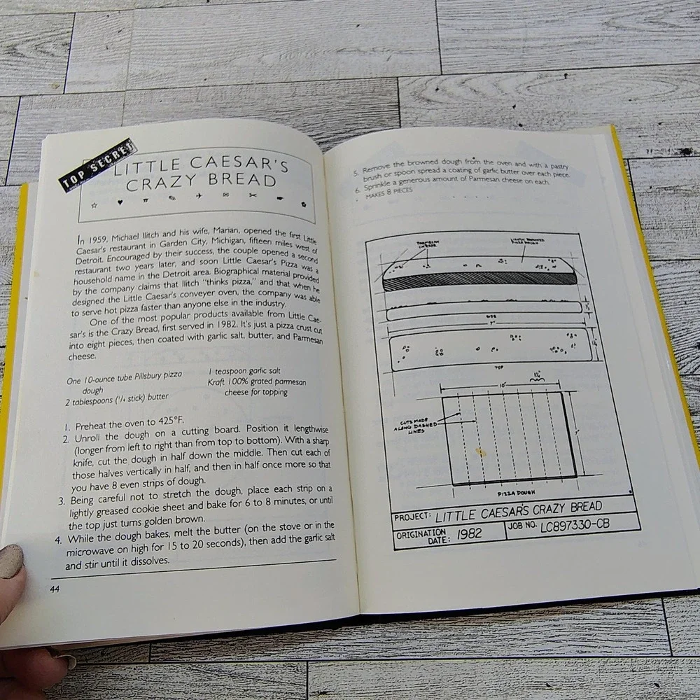 More‎ Top Secret Recipes Todd Wilbur HCDJ Cookbook 1994 VERY GOOD